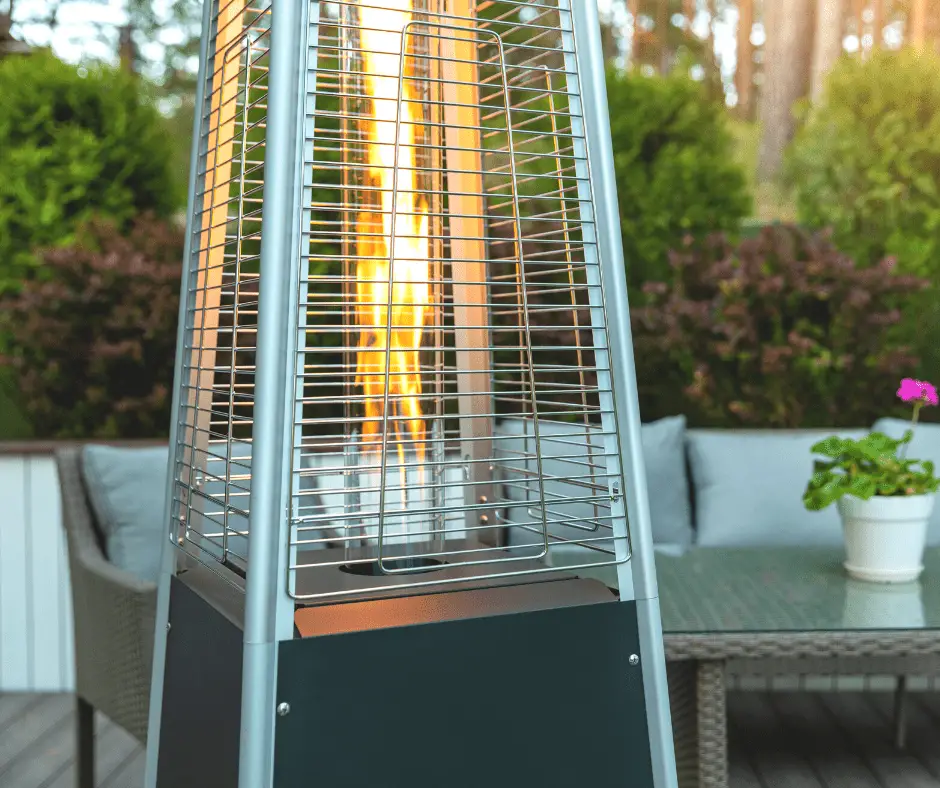 can outdoor heaters be left out in the rain