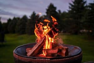 How to Clean Out a Fire Pit